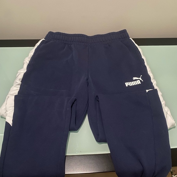 Puma Tracksuit (Medium) - Picture 4 of 4